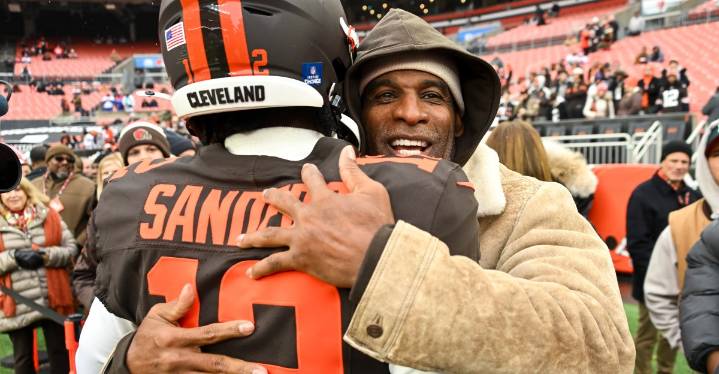 Daily Dawg Chow 12/10; Offensive, Defensive snapcounts, injuries & more