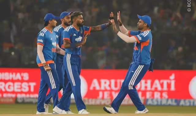 India Crush South Africa by 101 Runs in Cuttack T20I