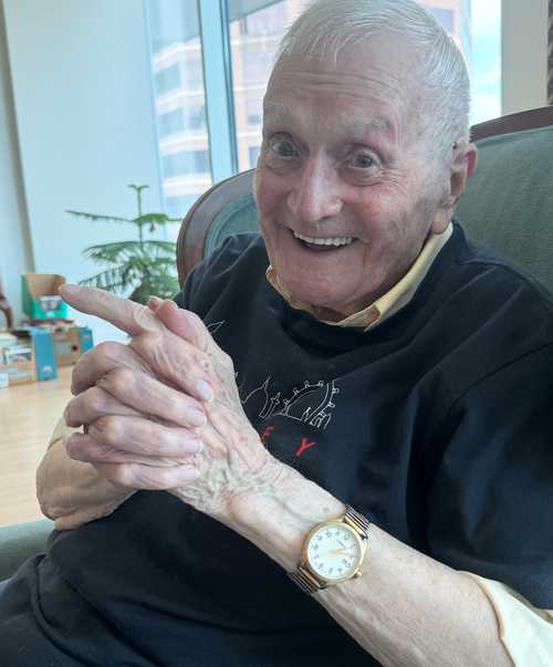 Oakley Farris, philanthropist, businessman, dead at 101; generous gifts to schools, arts, children mark remarkable life