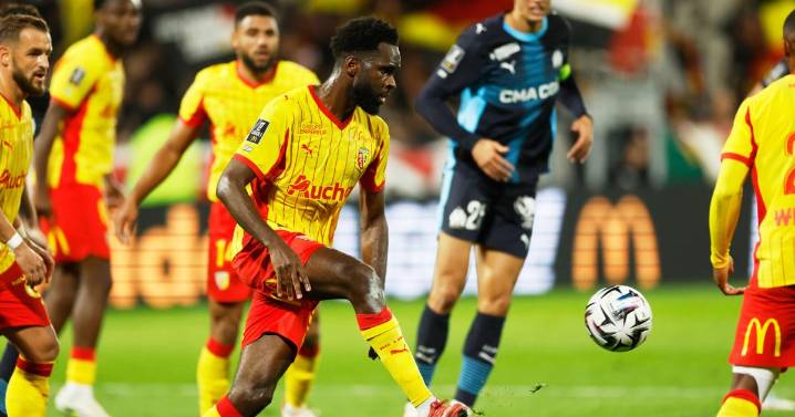 Lens looks to maintain surprise Ligue 1 lead ahead of French powerhouse PSG