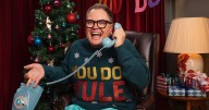 Alan Carr launches Christmas hotline to deliver awkward festive messages for Brits