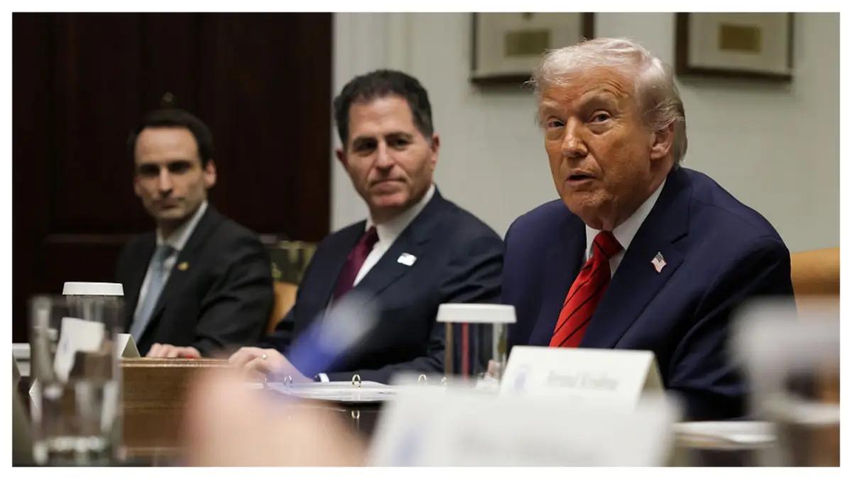 ‘His Mind Is Broken’: Trump Tries to Impress a Room He Can’t Even Read — and When They React, His Desperate Pivot Turns Him Into the ‘Sucker’ of His Own Story