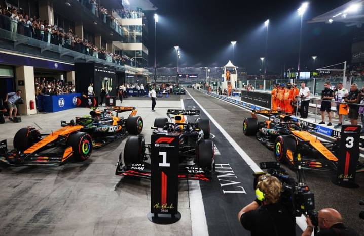 Motor racing-Verstappen vows to go all out for win, McLaren expect a clean fight