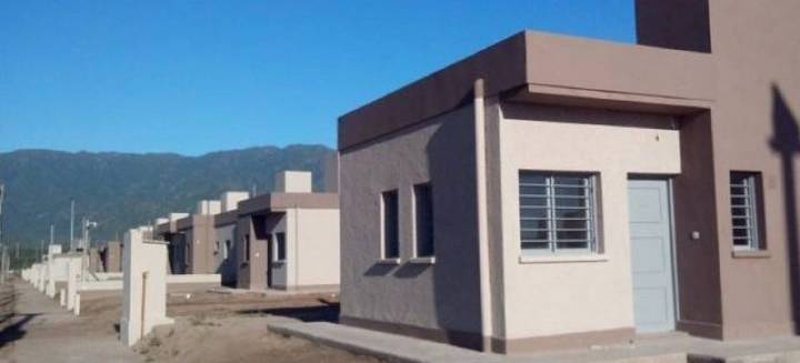 DESADJUDICARÁN VIVIENDAS QUE ENTREGÓ EL ESTADO POR FALTA DE PAGO O NO OCUPARLAS