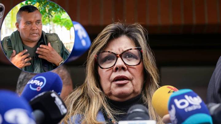 Fiscalía evalúa ordenar captura de alias Calarcá, delegado en la paz total de Petro, tras hallazgos en sus celulares