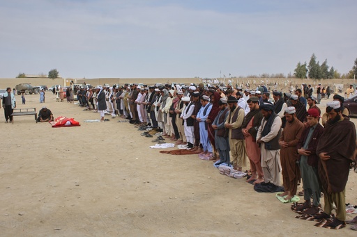 Tiroteos en la frontera entre Afganistán y Pakistán dejan 5 muertos y 8 heridos, según autoridades
