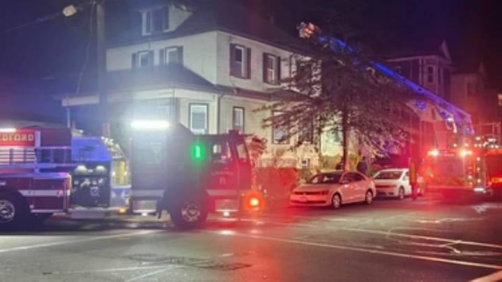 Alrededor de una veintena de personas habrían resultado heridas durante un tiroteo en la Universidad de Brown en EEUU