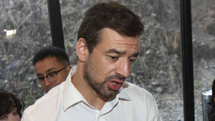 "Ando medio quemado": Alcalde Tomás Vodanovic ahora fue hospitalizado por una amigdalitis