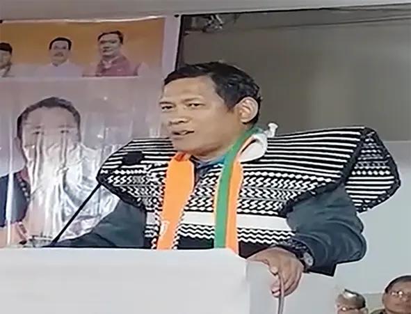 Tasing courts controversy with remarks