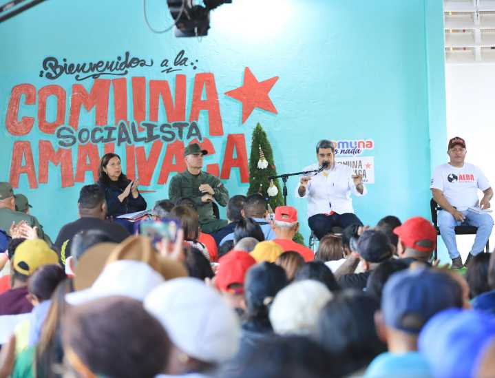 Presidente Maduro resalta avances de los circuitos comunales y el presupuesto participativo