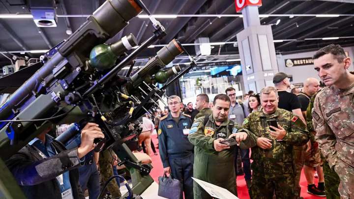 Las guerras en Ucrania y Gaza disparan a cifras récord los beneficios de los fabricantes de armas: crecieron casi un 6% en 2024