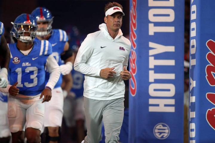 Lane Kiffin chooses himself over his team, of course, and earns permanent villain status