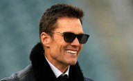 Can Tom Brady come out of retirement and play for Raiders or any other NFL team?