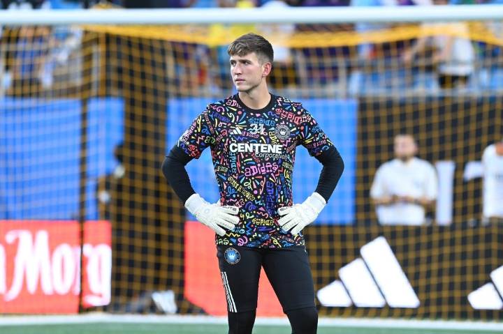 Deadspin | Philadelphia signs GK George Marks to new contract