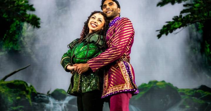 Pantomime fun with Robin Hood