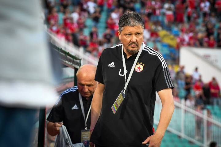 El exfutbolista Lubo Penev, ingresado grave en Alemania víctima de un cáncer de riñón