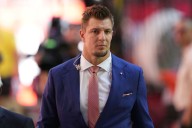 Rob Gronkowski Doesn’t Hesitate Picking the Better Coach Between Ben Johnson & Matt LaFleur Before Packers vs Bears