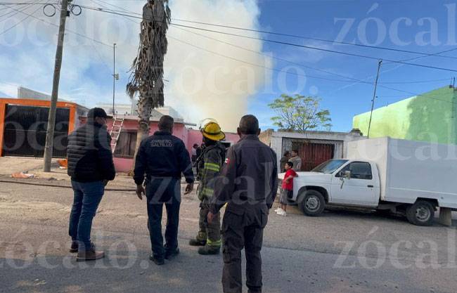 Cortocircuito provoca incendio en tejabán de la Tierra y Libertad; no hay lesionados
