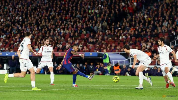 Raphinha double helps Barcelona overcome resilient Osasuna