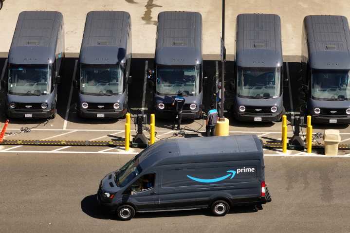 Amazon tests 30-minute delivery close to home with North Seattle pilot