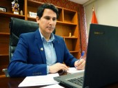 César Combina: "Renuncia de Phillip Butters tiene que ver con su 1% en las encuestas"