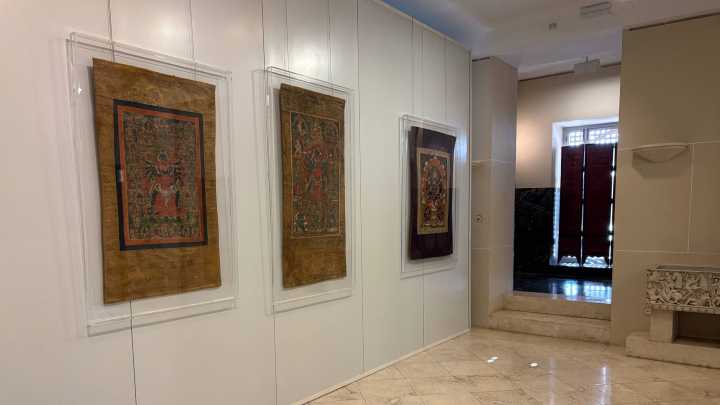 Una exposición en Granada revela el tesoro tibetano de la Fundación Rodríguez