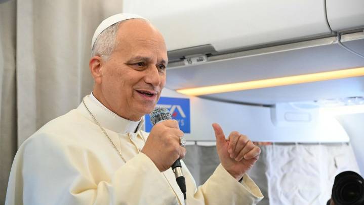 Pope Leo XIV doubles down on insistence for 2-state solution to resolve Israeli
