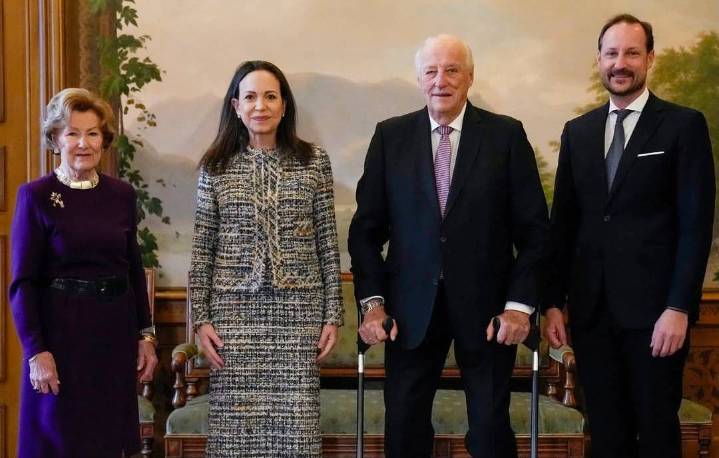 Reyes y el príncipe heredero de Noruega reciben a Machado