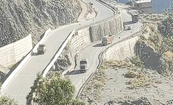 Srinagar Jammu NH open  for 2