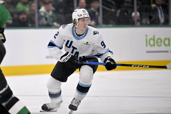 Deadspin | Mammoth C Logan Cooley (lower body) ruled out indefinitely