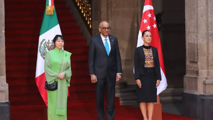 Sheinbaum recibe al presidente de Singapur