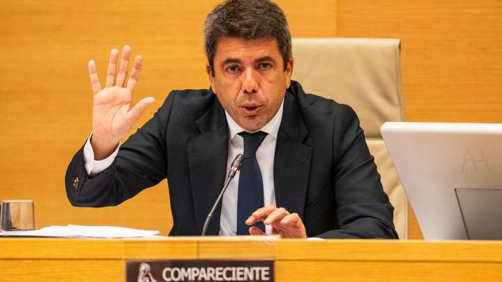 Mazón se acoge al estatuto de expresidentes y tendrá oficina, dos asesores, coche y chófer, además de escoltas