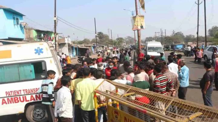 Dhanbad administration begins evacuation after toxic gas leak; BCCL GM suspended