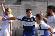 Las redes se burlan de Chiqui Tapia: Gimnasia eliminó a Barracas con un polémico gol