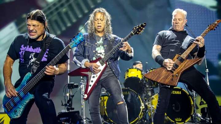 Aduanas retuvo los artículos: ¿Por qué Metallica presentó querella contra artesana de Puerto Varas?