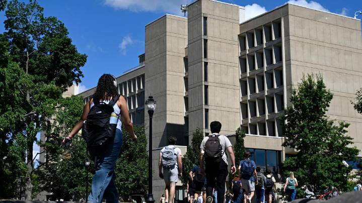 SAVE student loan plan set to end under proposed federal settlement