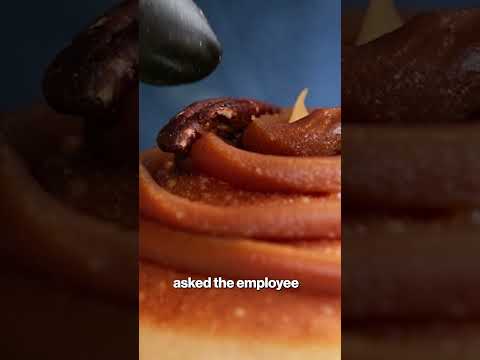 Cinnabon employee fired after calling Somali couple the N