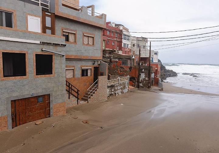 Emilia deja en Canarias números de impacto: rachas de 159 km/h, 111 litros y más de 1.000 incidencias