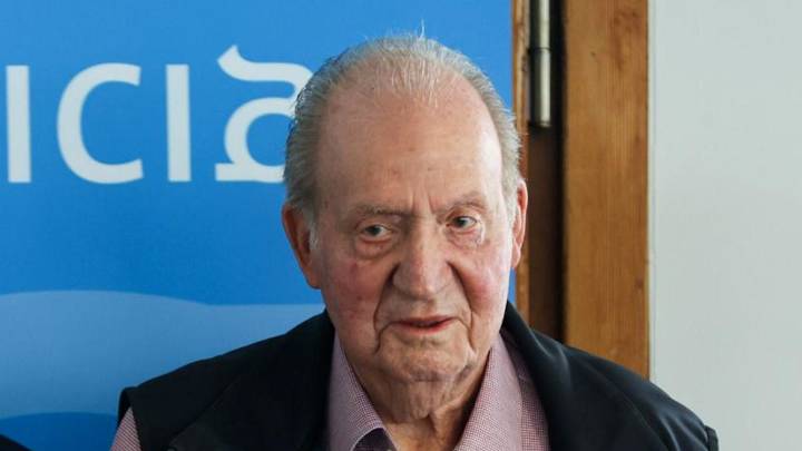 El rey Juan Carlos pide a los jóvenes que apoyen el “duro trabajo” de Felipe VI