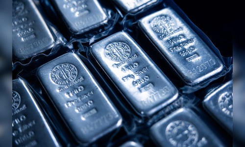 Silver prices make new records on hopes of Fed rate cut, tight supply