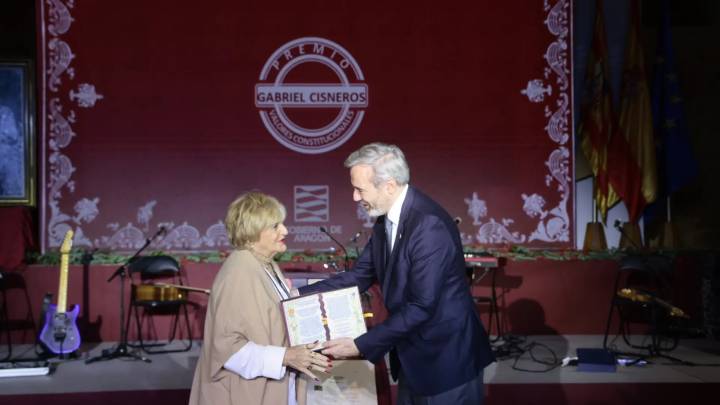 Aragón distingue a Javier Lambán como "un ejemplo de coherencia, integridad y patriotismo constitucional"