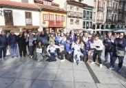 La afición del Tenerife aterriza en Avilés: «Queremos ganar, pero un empate no está mal»