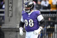 Ravens agree to a 3-year contract extension with DL Travis Jones
