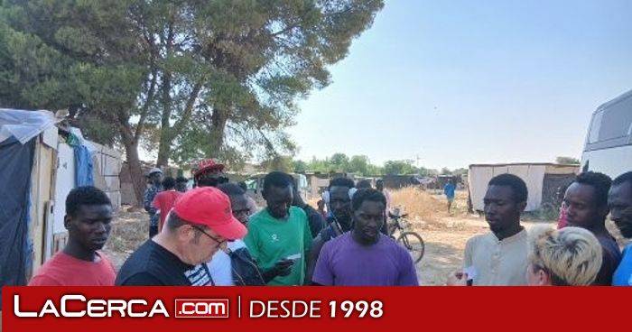 CCOO pide a administraciones actuar en las chabolas de Las Peñas de Albacete "donde malviven decenas de personas"