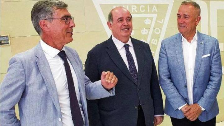 El Juzgado admite a trámite la denuncia del Málaga CF por una deuda del Murcia de más de 125.000 euros