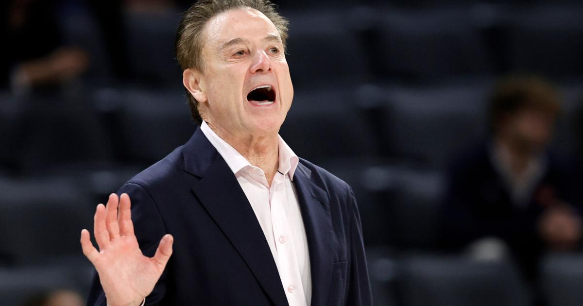 Ejiofor has 8 blocks to help No. 23 St. John's hold off Mississippi, 63