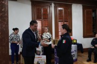 Reconoce COCENTRO con posada a policías municipales y bomberos por brindar seguridad