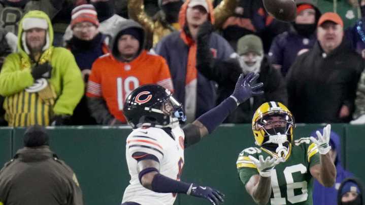 Best photos from Packers-Bears in Week 14 of NFL season