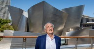 Frank Gehry, whose designs defied gravity and convention, dies at 96