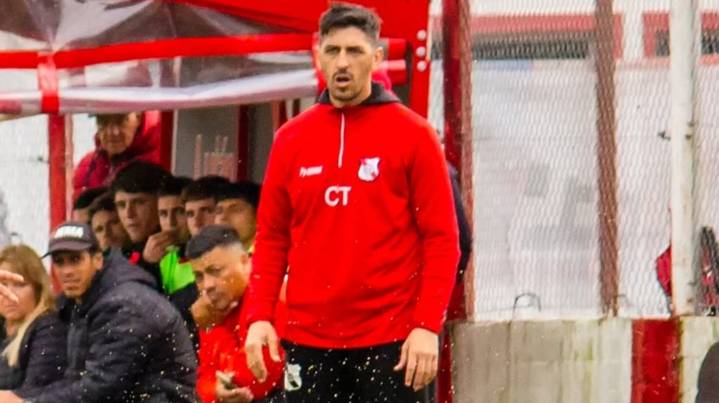 “Deja una huella imborrable”: los dolorosos mensajes de despedida al DT del ascenso que murió a los 35 años